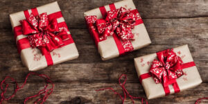 Sådan skaber du den perfekte pakkeleg - 6 tips til at vælge de rigtige gaver